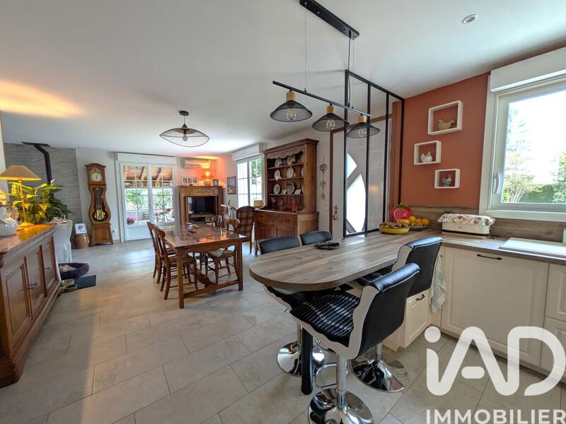 Maison - 127 m² - 5 pièces