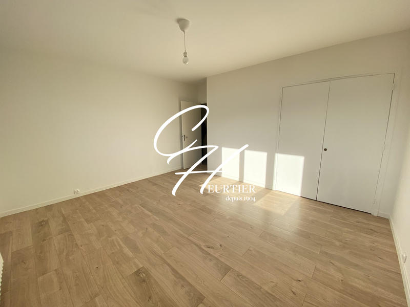 Maison - 151 m² - 6 pièces