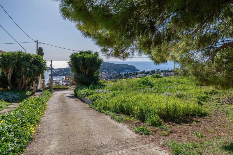 Maison traditionnelle - 200 m² - 7 pièces