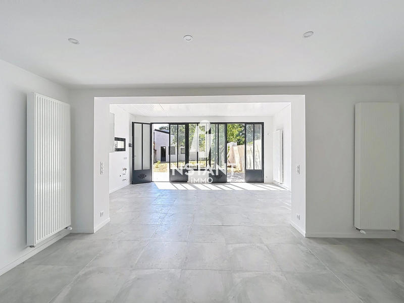 Maison contemporaine - 143 m² - 5 pièces