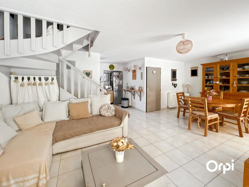 Maison - 84 m² - 4 pièces