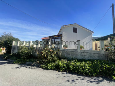 Maison - 220 m² - 7 pièces