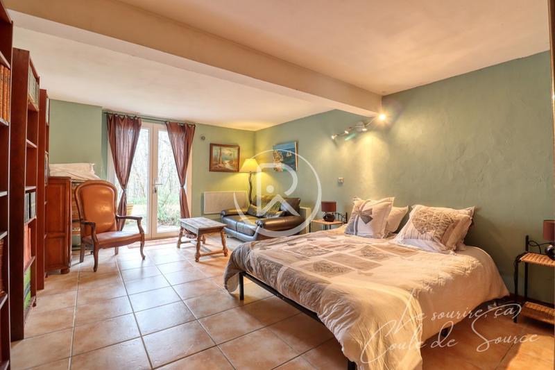 Villa - 223 m² - 7 pièces