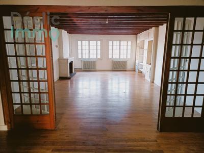 Maison - 190 m² - 6 pièces