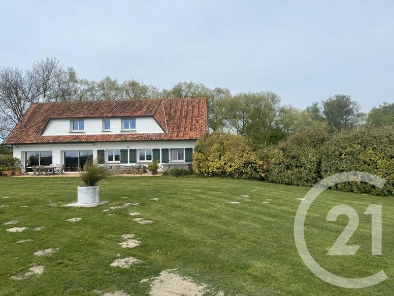 Maison de maîtres - 255 m² - 11 pièces