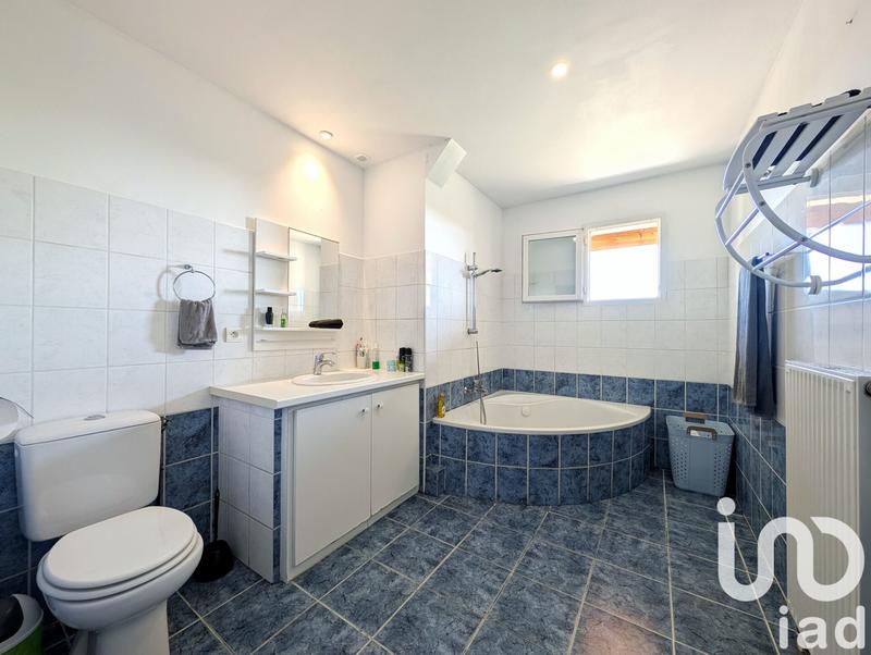 Maison - 145 m² - 9 pièces