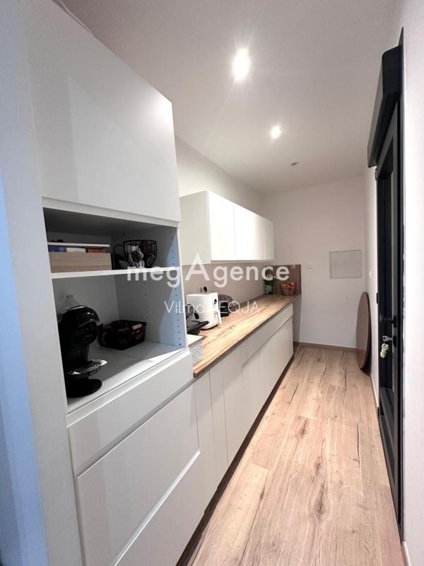 Maison - 180 m² - 5 pièces