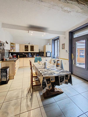 Maison - 131 m² - 7 pièces