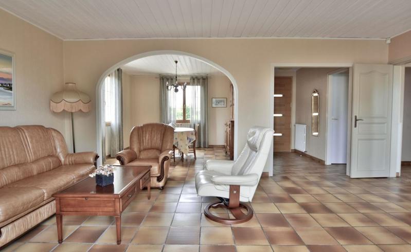 Maison - 111 m² - 5 pièces