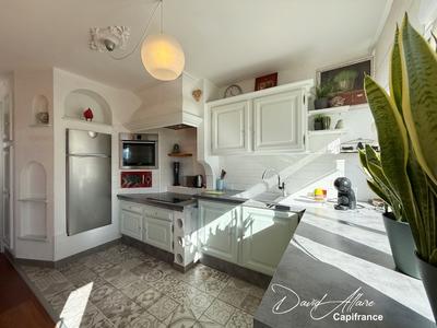 Appartement - 81 m² - 3 pièces