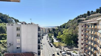 Appartement - 67 m² - 4 pièces