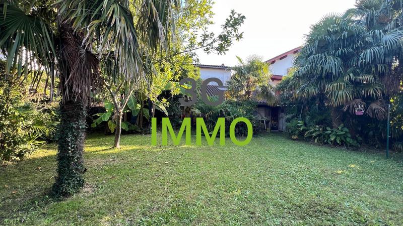 Maison - 161 m² - 8 pièces