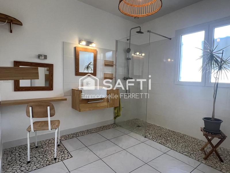 Maison - 139 m² - 5 pièces