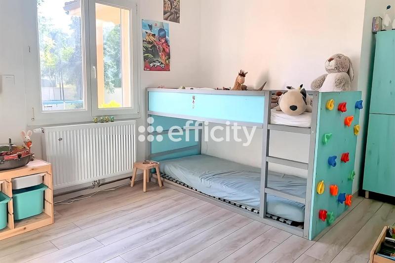 Maison - 144 m² - 6 pièces