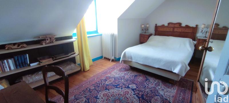 Maison - 270 m² - 9 pièces