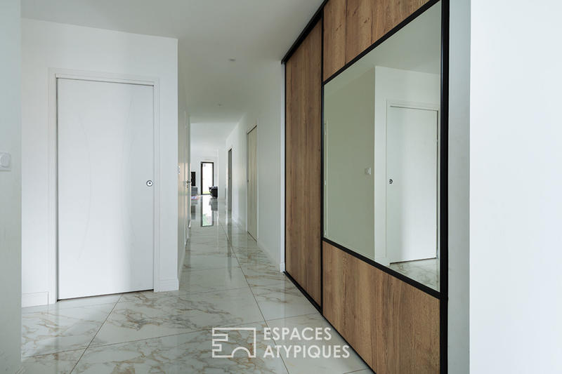 Maison - 213 m² - 8 pièces