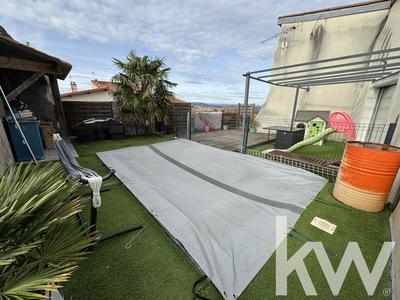 Maison - 111 m² - 5 pièces