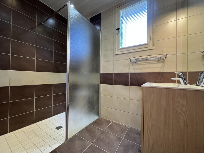 Maison - 92 m² - 5 pièces