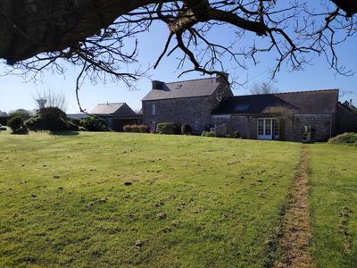 Corps de ferme - 203 m² - 7 pièces