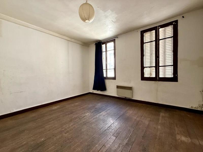 Immeuble - 69 m² - 5 pièces