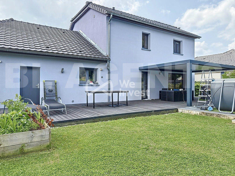 Maison - 153 m² - 10 pièces