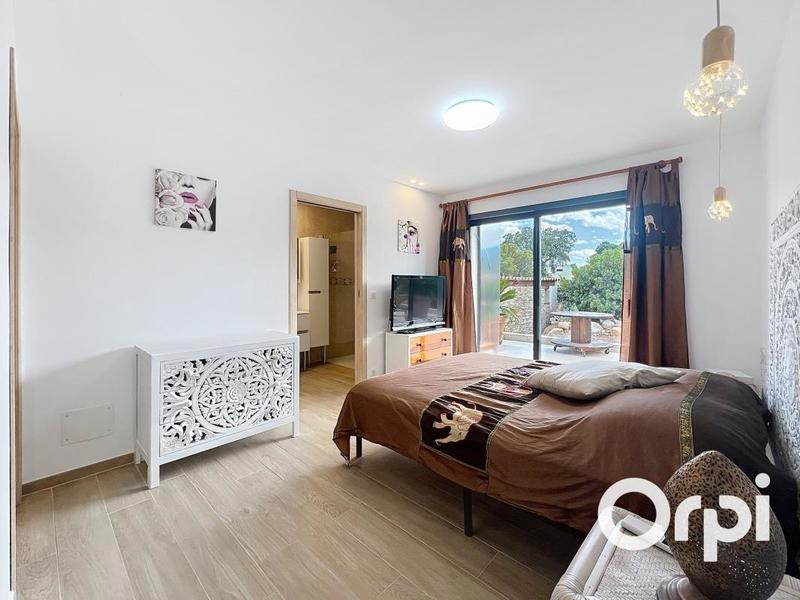 Villa - 136 m² - 4 pièces