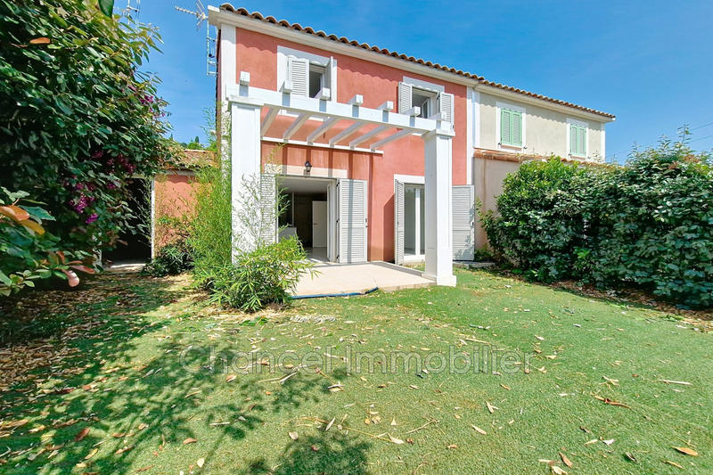 Villa - 82 m² - 4 pièces
