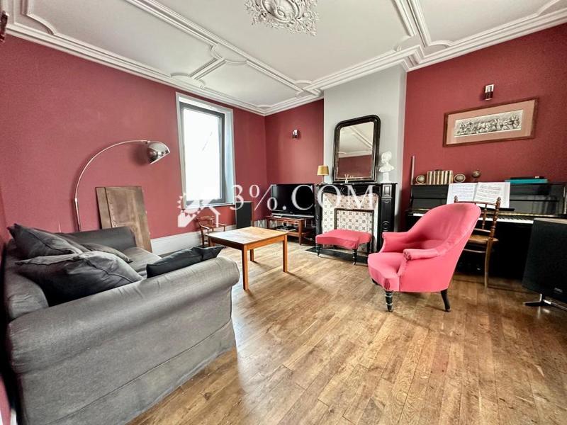 Maison - 168 m² - 6 pièces