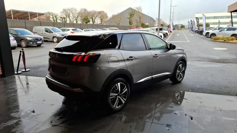 Peugeot 3008 II 1.6 Hybrid 225 E-Eat8 Allure Pack