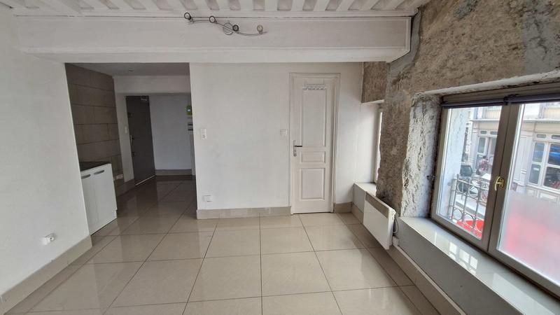 Studio - 21 m² - 1 pièce