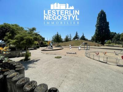 Appartement - 98 m² - 6 pièces