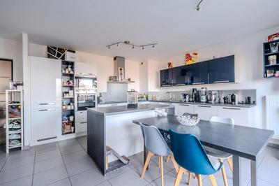 Appartement - 110 m² - 4 pièces