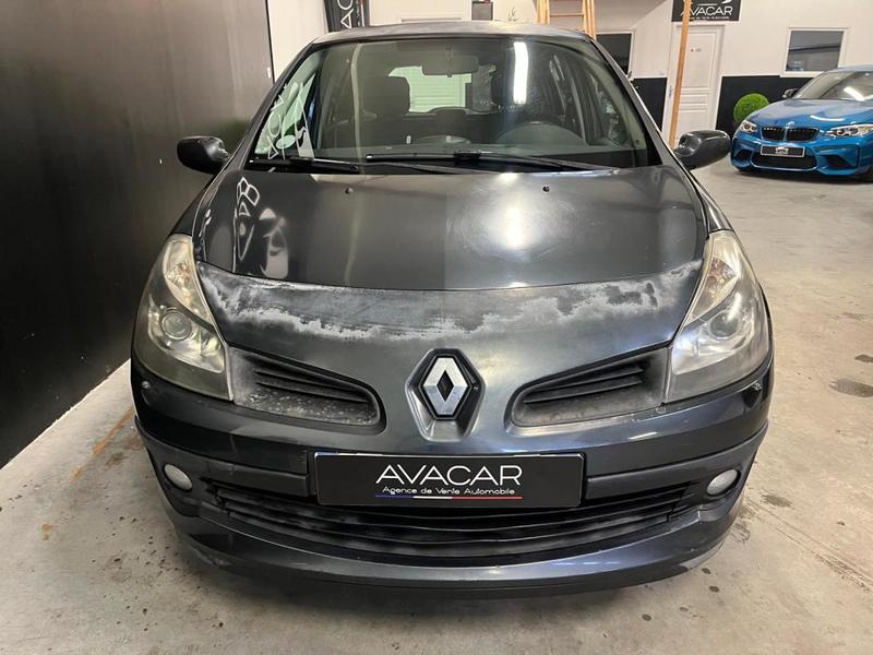 Renault Clio III 5 Portes 1.5 dCi 86 cv