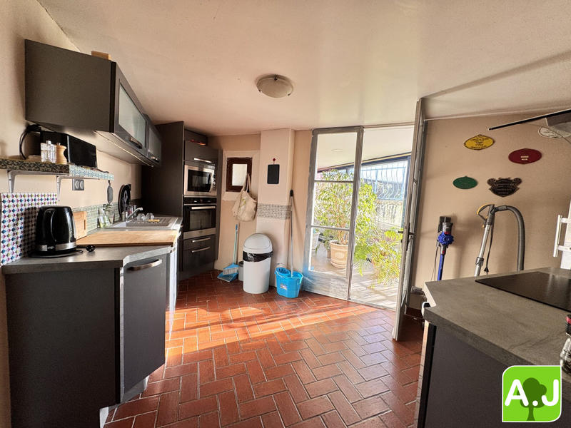 Maison ancienne - 137 m² - 7 pièces