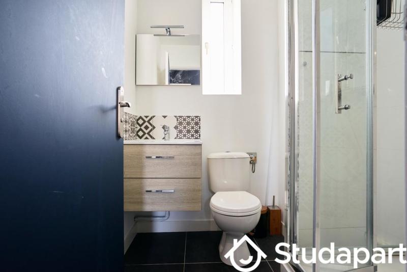 Chambre - 12 m² - 1 pièce