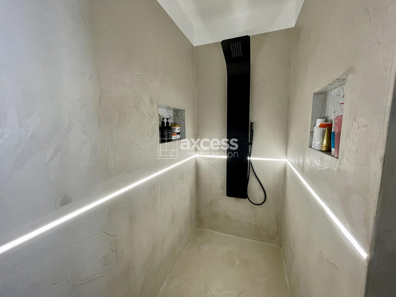 Maison - 93 m² - 5 pièces