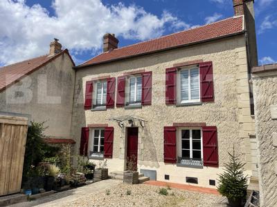 Maison ancienne - 130 m² - 7 pièces