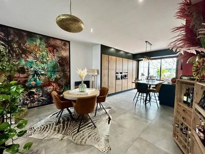 Maison - 153 m² - 5 pièces