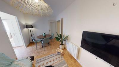 Chambre - 11 m² - 4 pièces