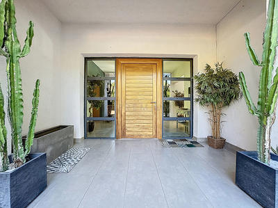 Maison d'architecte - 262 m² - 7 pièces