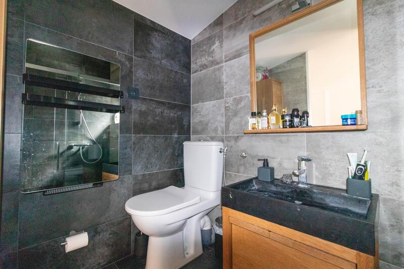 Maison - 152 m² - 6 pièces