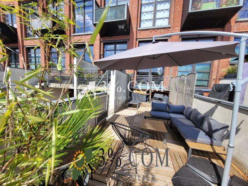 Loft - 144 m² - 5 pièces