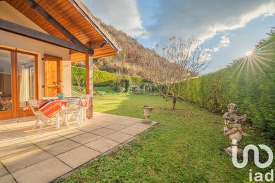 Maison - 166 m² - 7 pièces