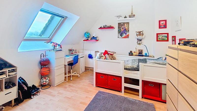 Maison traditionnelle - 121 m² - 6 pièces