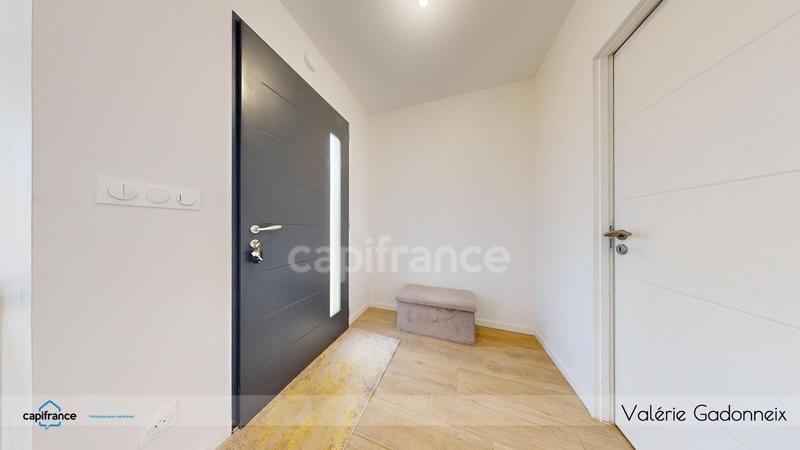 Maison - 96 m² - 5 pièces