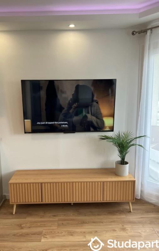 Chambre - 11 m² - 1 pièce