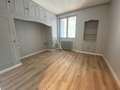 Appartement - 102 m² - 4 pièces