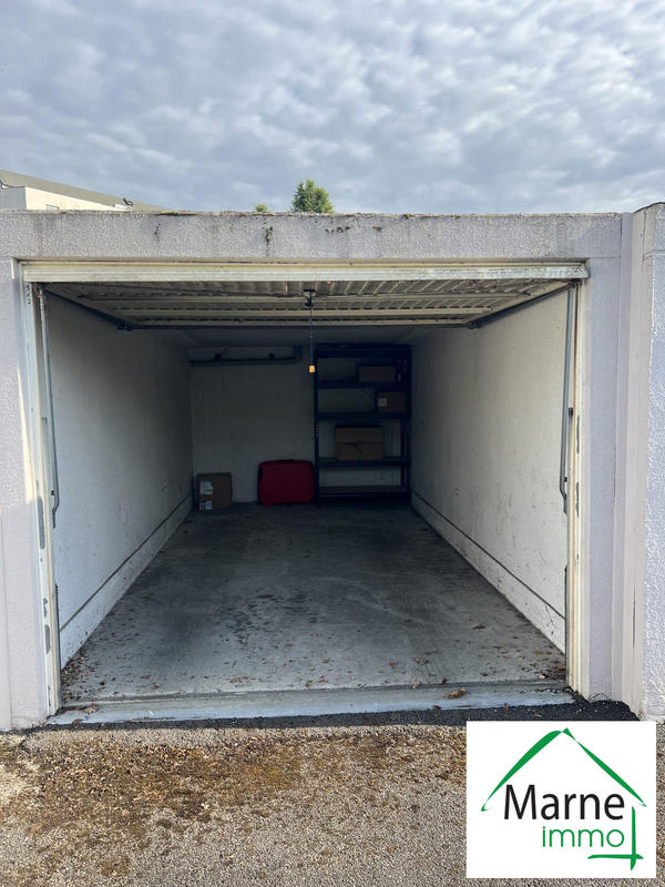 Parking / Garage - 15 m²