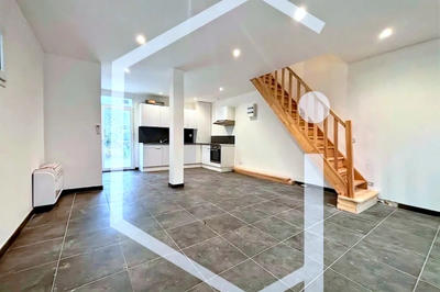 Maison - 70 m² - 3 pièces