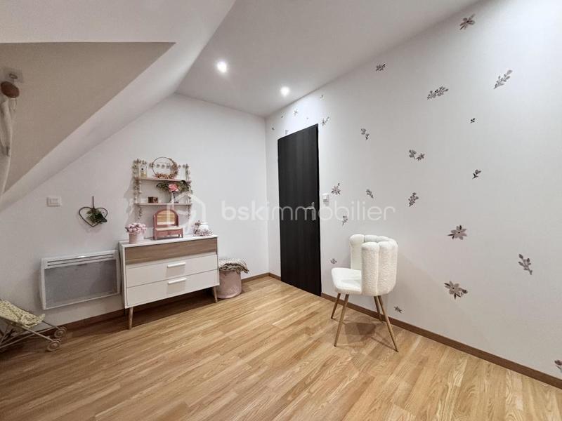 Pavillon - 100 m² - 5 pièces